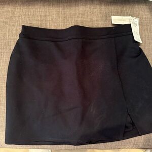 H&M Black Mini Skort